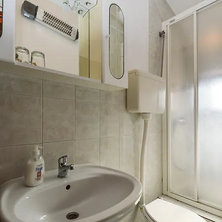 Studio In Pjescana Uvala/istrien 17324 Appartement *